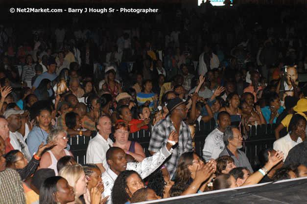Michael Bolton - Air Jamaica Jazz & Blues Festival 2007 - The Art of Music -  Thursday, January 25th - 10th Anniversary - Air Jamaica Jazz & Blues Festival 2007 - The Art of Music - Tuesday, January 23 - Saturday, January 27, 2007, The Aqueduct on Rose Hall, Montego Bay, Jamaica - Negril Travel Guide, Negril Jamaica WI - http://www.negriltravelguide.com - info@negriltravelguide.com...!