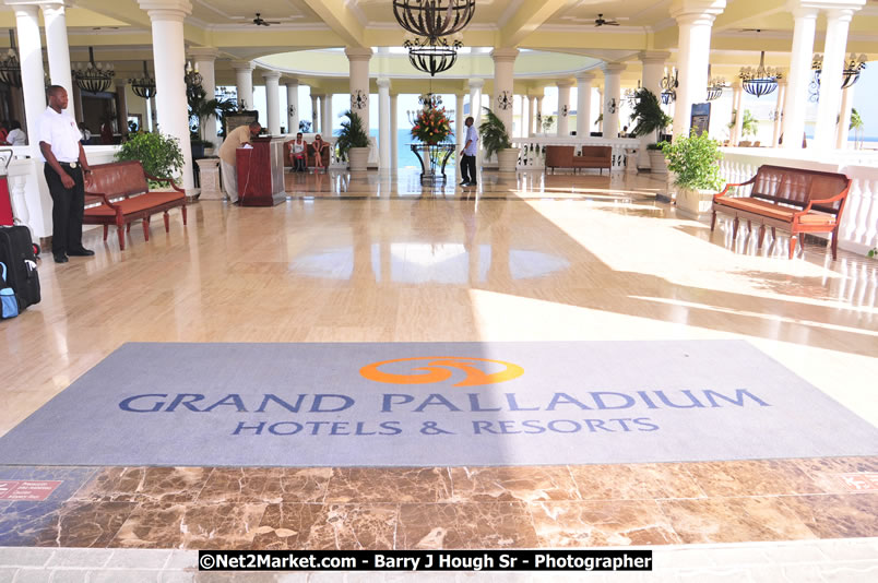 Grand Palladium Resort & Spa [Fiesta] - Host of Hanover Homecoming Foundations Celebrations - Hanover Homecoming Foundation LTD Jamaica - Wherever you roam ... Hanover bids you ... come HOME - Sunday, August 3 to Saturday, August 9, 2008 - Hanover Jamaica - Photographs by Net2Market.com - Barry J. Hough Sr. Photojournalist/Photograper - Photographs taken with a Nikon D300 - Negril Travel Guide, Negril Jamaica WI - http://www.negriltravelguide.com - info@negriltravelguide.com...!