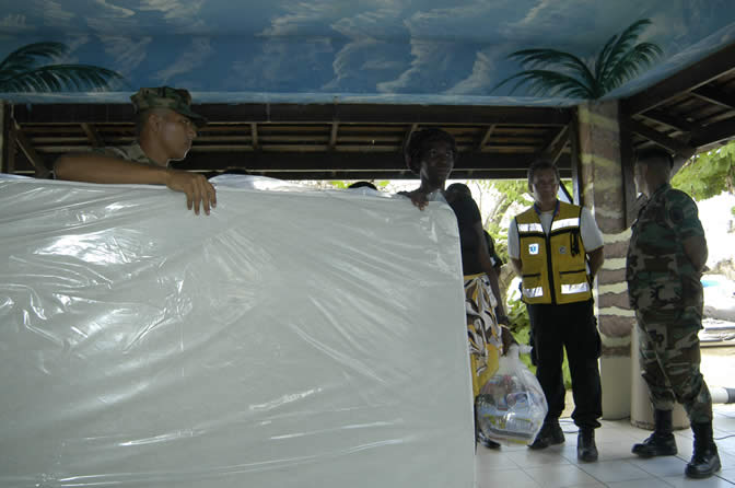 Hurricane Ivan Aid - "People Helping People" spearheaded by - Negril Travel Guide, Negril Jamaica WI - http://www.negriltravelguide.com - info@negriltravelguide.com...!