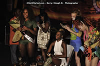 DSC_7937.jpg (88,865 bytes)