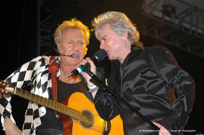 Air Supply - Air Jamaica Jazz & Blues Festival 2006 - The Art of Music - Cinnamon Hill Golf Club - Rosehall Resort & Country Club, Montego Bay, Jamaica W.I. - Thursday, Friday 27, 2006 - Negril Travel Guide, Negril Jamaica WI - http://www.negriltravelguide.com - info@negriltravelguide.com...!
