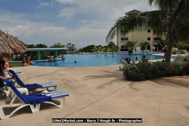 MBJ Airports Limited Welcomes Participants for 2008 ACI [Airports Council International] Airport Operations Seminar @ The Iberostar Hotel - Wednesday - Saturday, October 23 - 25, 2008 - MBJ Airports Limited, Montego Bay, St James, Jamaica - Photographs by Net2Market.com - Barry J. Hough Sr. Photojournalist/Photograper - Photographs taken with a Nikon D300 - Negril Travel Guide, Negril Jamaica WI - http://www.negriltravelguide.com - info@negriltravelguide.com...!