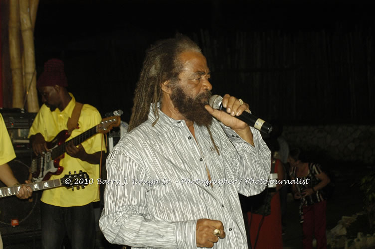 John Holt - Live in Concert - Also featuring Uprising Bank, plus DJ Gemini @ One Love Reggae Concerts Series 09/10 @ Negril Escape Resort & Spa, February 9, 2010, One Love Drive, West End, Negril, Westmoreland, Jamaica W.I. - Photographs by Net2Market.com - Barry J. Hough Sr, Photographer/Photojournalist - The Negril Travel Guide - Negril's and Jamaica's Number One Concert Photography Web Site with over 40,000 Jamaican Concert photographs Published -  Negril Travel Guide, Negril Jamaica WI - http://www.negriltravelguide.com - info@negriltravelguide.com...!