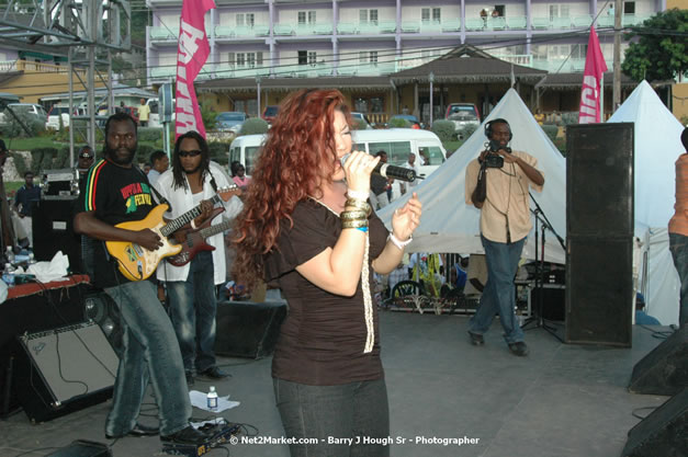 The Ministry of Toursim & The Jamaica Tourist Board present Tourism Awareness Concert in Commemoration of the Start of the 07/08 Winter Tourist Season - Guest Performers: Third World, Tessane Chin, Etana, Assassin, One Third, Christopher Martin, Gumption Band - Saturday, December 15, 2007 - Old Hospital Site, on the Hip Strip, Montego Bay, Jamaica W.I. - Photographs by Net2Market.com - Barry J. Hough Sr, Photographer - Negril Travel Guide, Negril Jamaica WI - http://www.negriltravelguide.com - info@negriltravelguide.com...!
