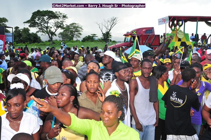 The City of Montego Bay Welcomes Our 2008 Olympians - Western Motorcade - Civic Ceremony - A Salute To Our Beijing Heros - Sam Sharpe Square, Montego Bay, Jamaica - Tuesday, October 7, 2008 - Photographs by Net2Market.com - Barry J. Hough Sr. Photojournalist/Photograper - Photographs taken with a Nikon D300 - Negril Travel Guide, Negril Jamaica WI - http://www.negriltravelguide.com - info@negriltravelguide.com...!